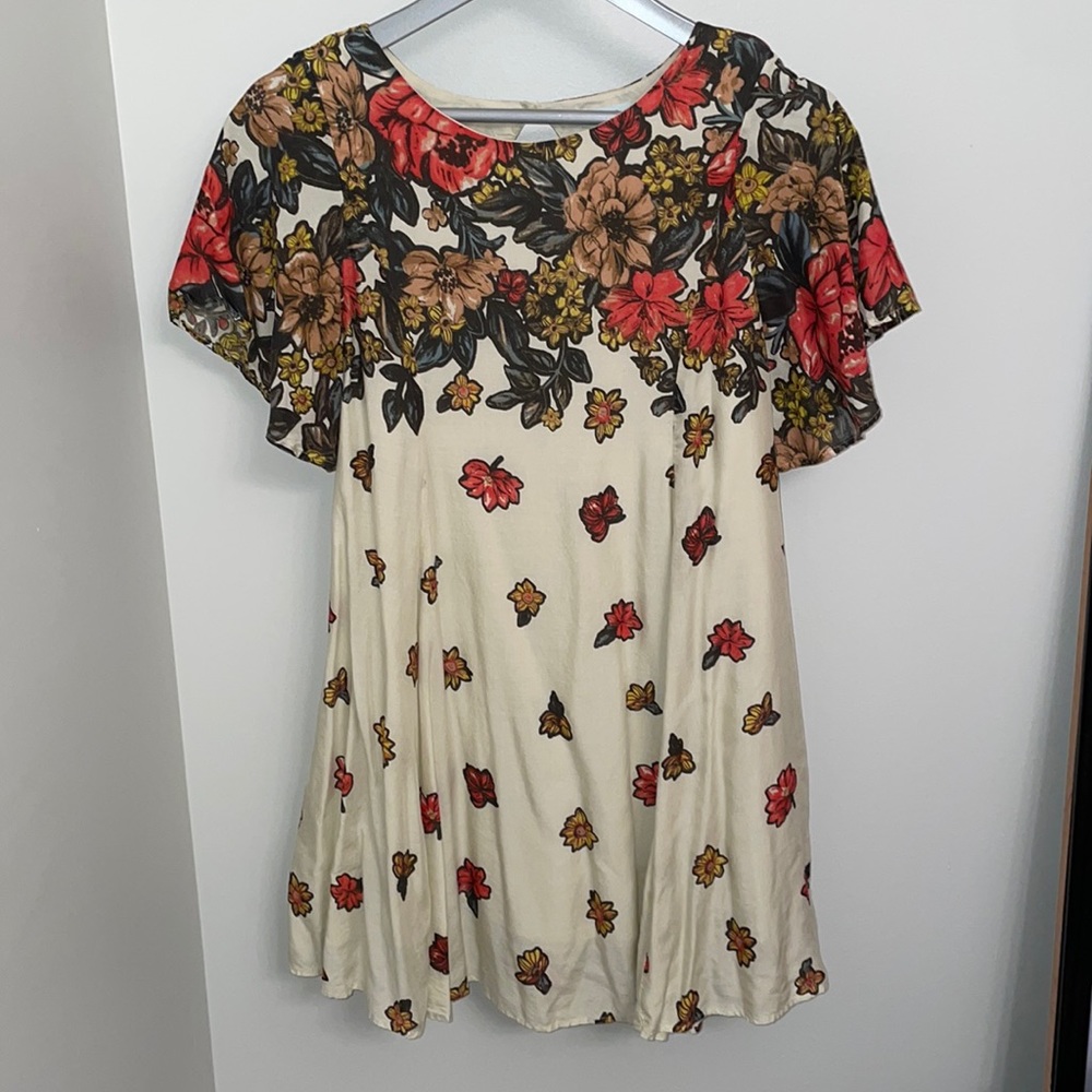 Babydoll fluttery mini dress